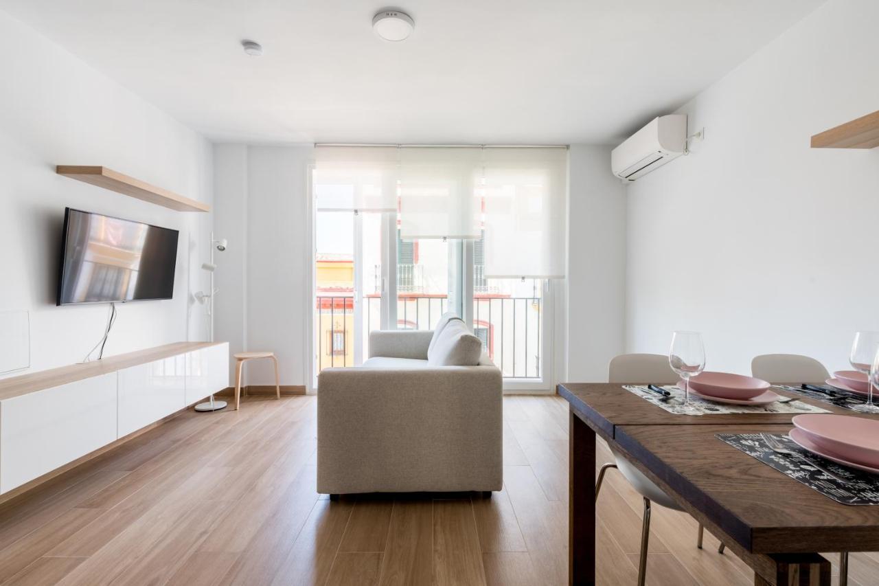 Holi-Rent Pureza Apartman Sevilla Kültér fotó