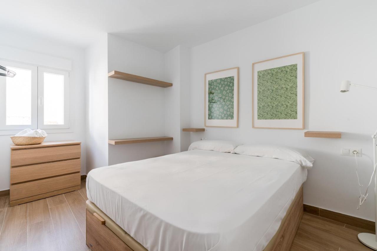 Holi-Rent Pureza Apartman Sevilla Kültér fotó