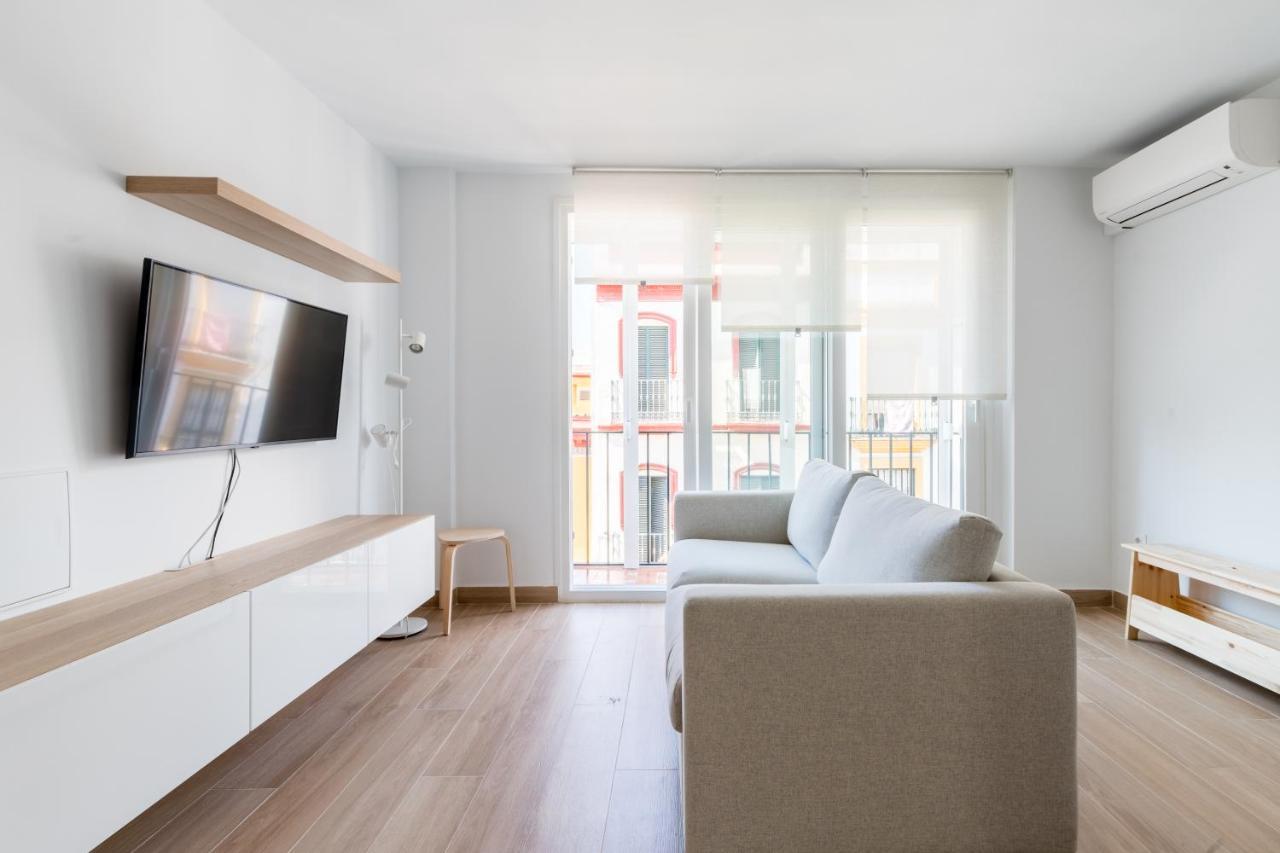 Holi-Rent Pureza Apartman Sevilla Kültér fotó