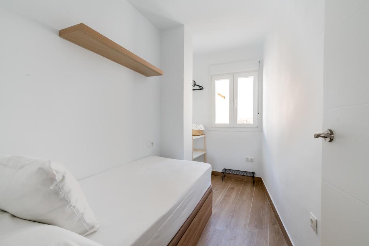 Holi-Rent Pureza Apartman Sevilla Kültér fotó